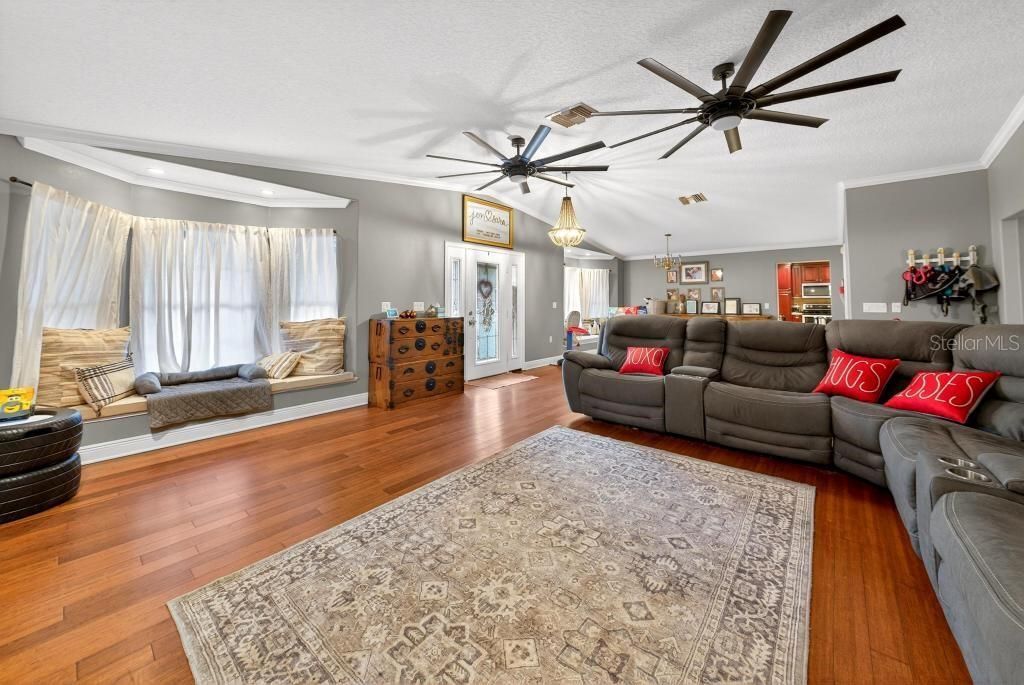 746 W Washington Avenue W, Lake Helen, FL 32744 Photo