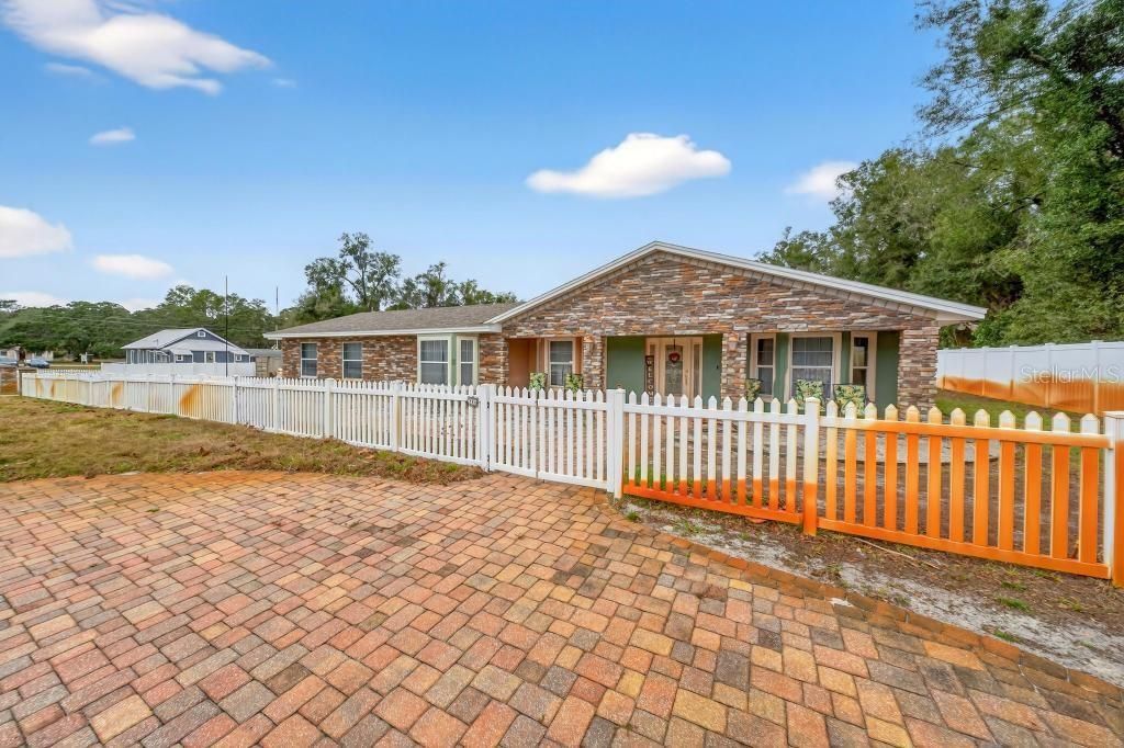 746 W Washington Avenue W, Lake Helen, FL 32744 Photo