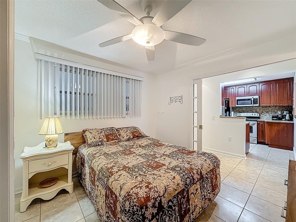 201 178th Dr, Unit 218, Sunny Isles Beach, FL 33160 Photo