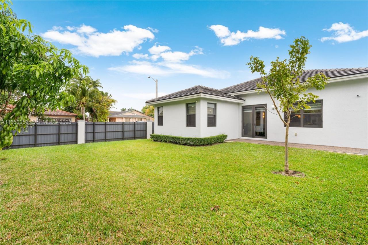 19410 SW 124th Ct, Miami, FL 33177 Photo