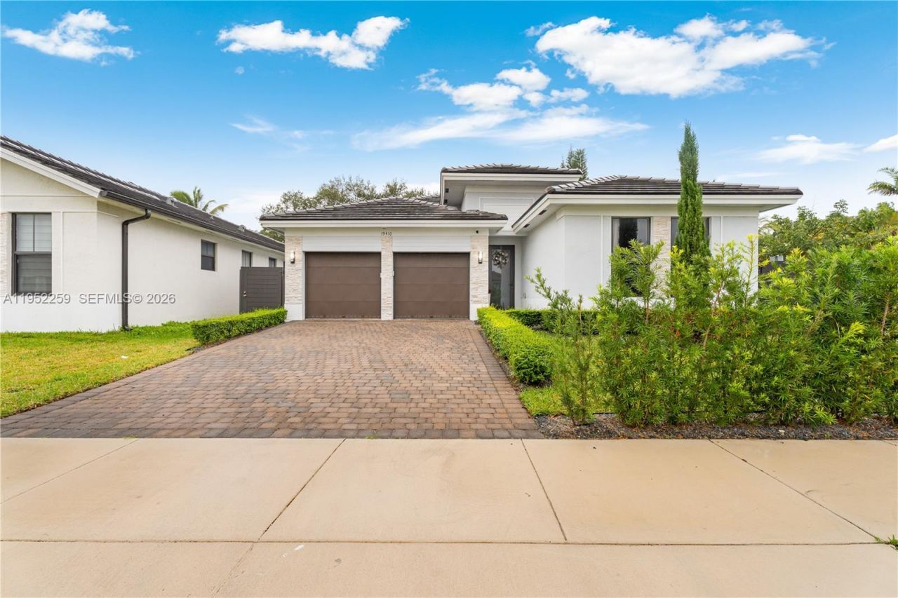 19410 SW 124th Ct, Miami, FL 33177 Photo