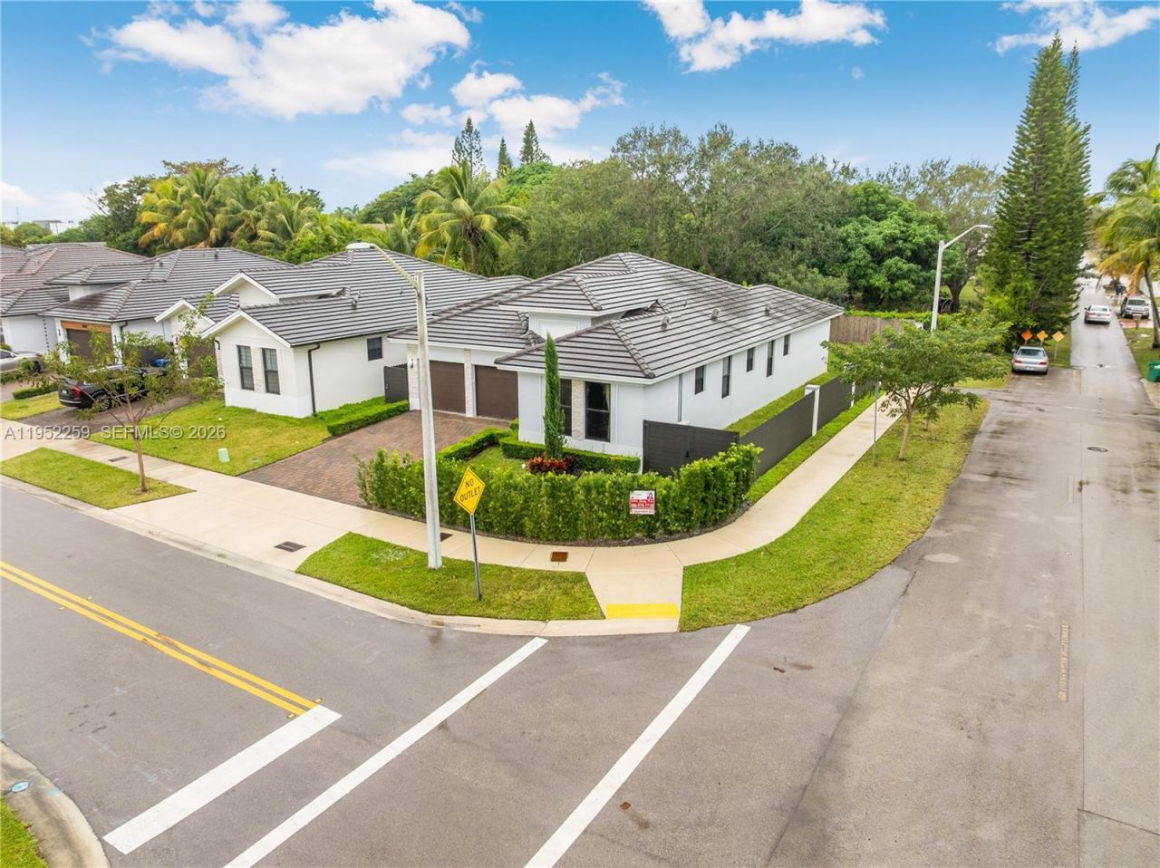 19410 SW 124th Ct, Miami, FL 33177 Photo