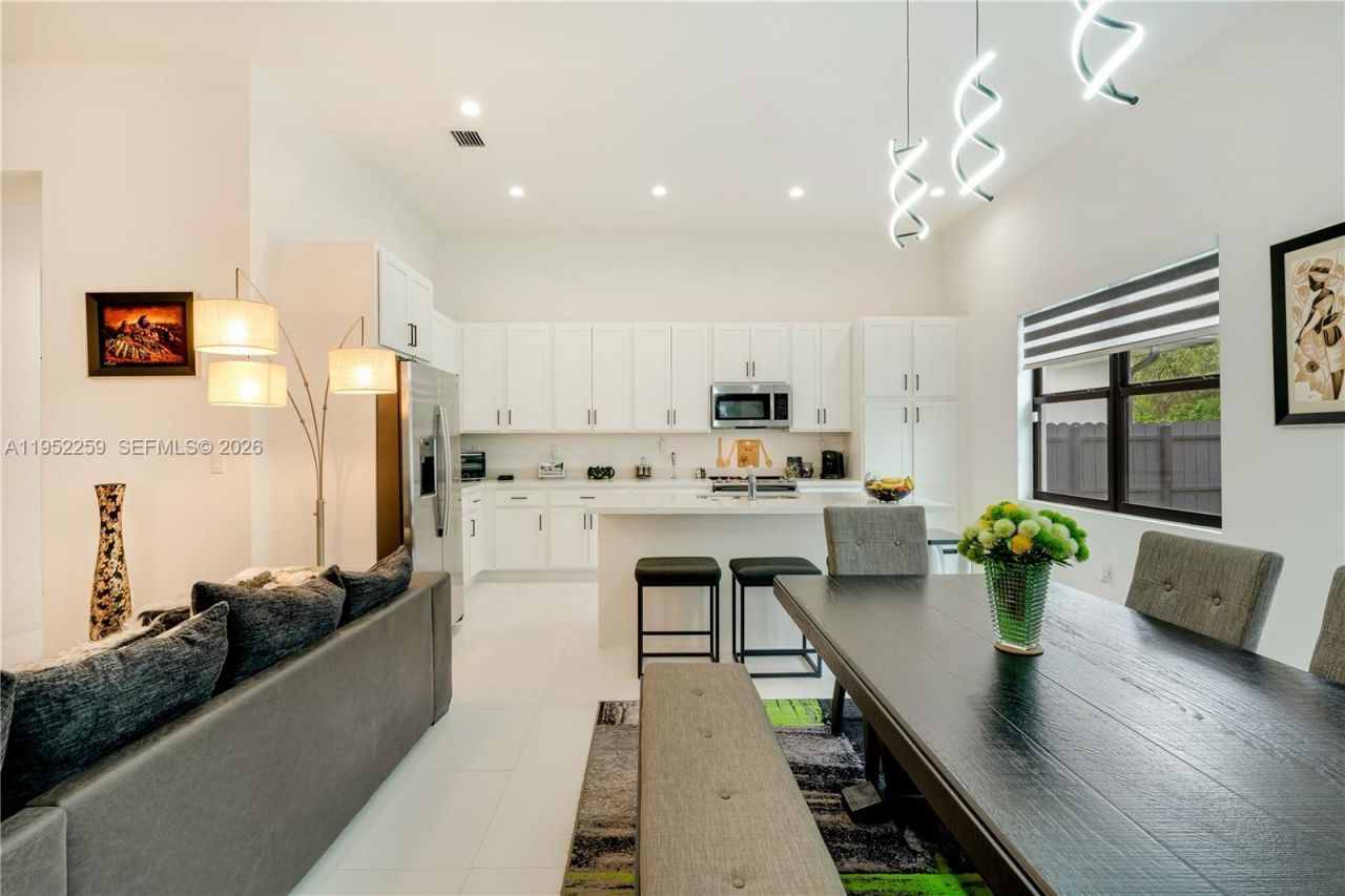 19410 SW 124th Ct, Miami, FL 33177 Photo