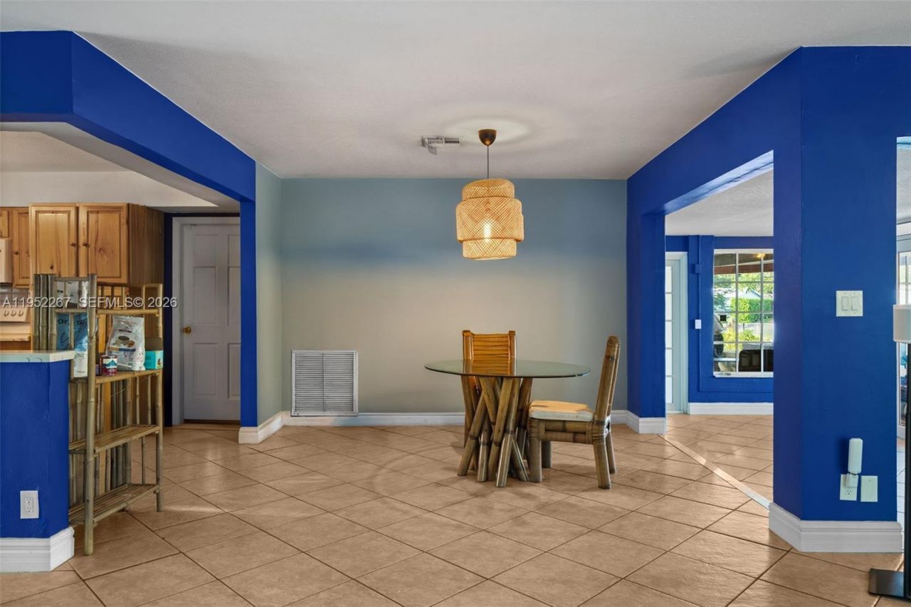 5741 SW 14th Street, Plantation, FL 33317 Photo