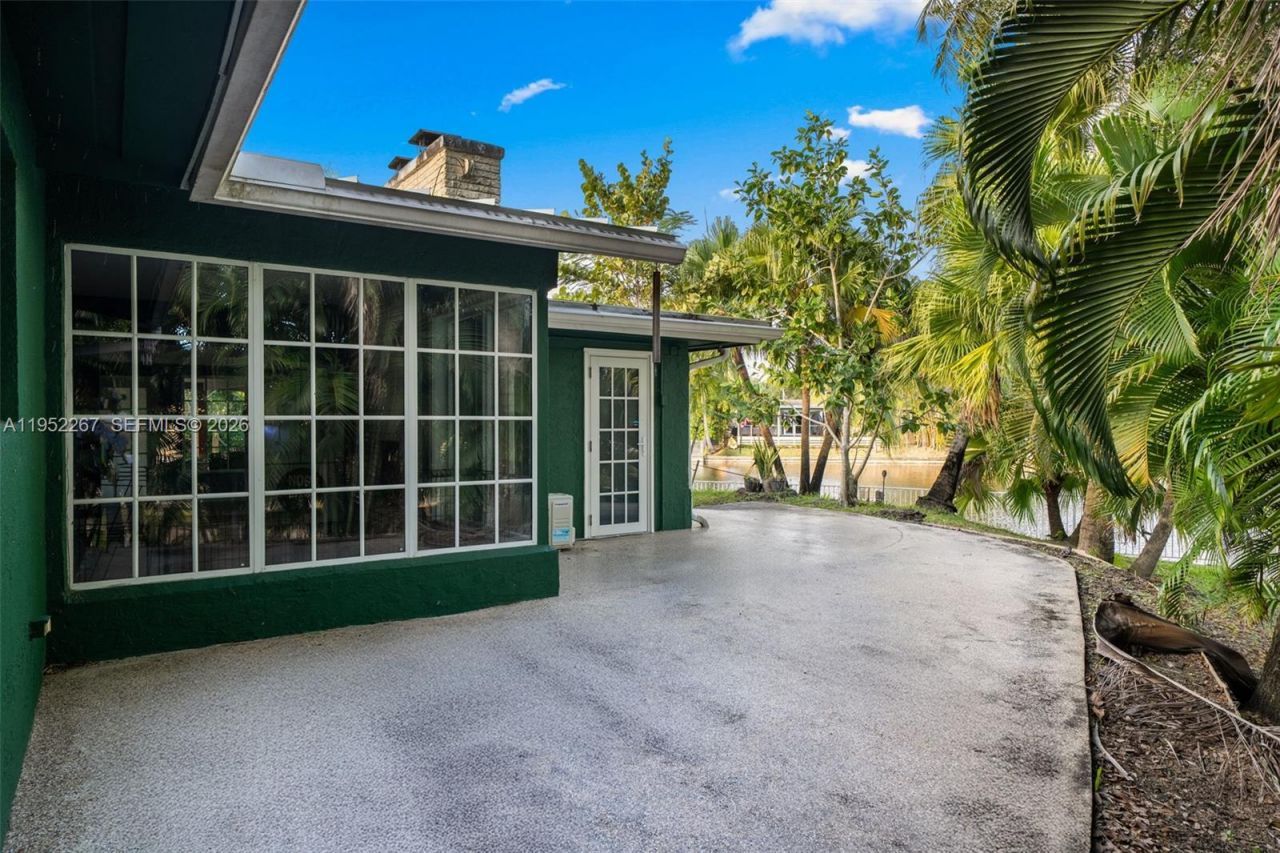 5741 SW 14th Street, Plantation, FL 33317 Photo