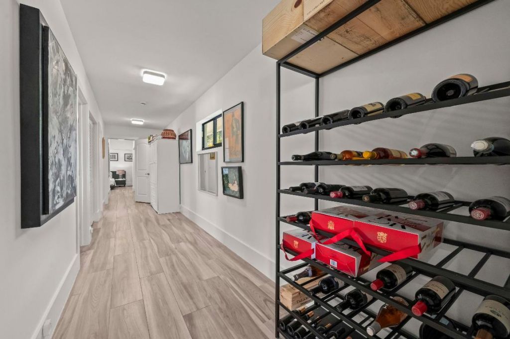 518 SW 28th Avenue, Boynton Beach, FL 33435 Photo