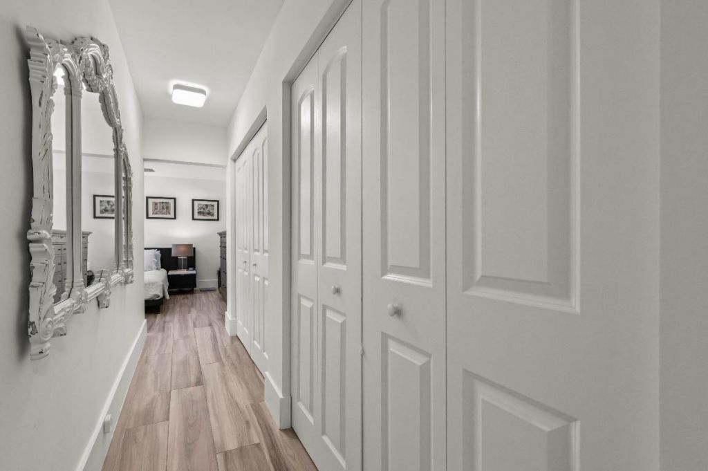 518 SW 28th Avenue, Boynton Beach, FL 33435 Photo