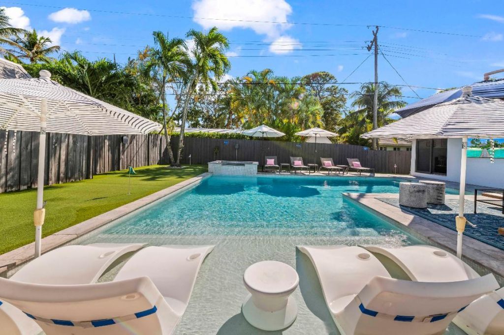 518 SW 28th Avenue, Boynton Beach, FL 33435 Photo