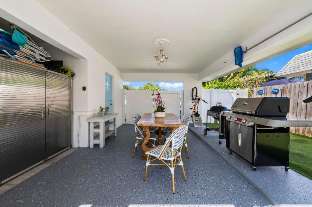 518 SW 28th Avenue, Boynton Beach, FL 33435 Photo