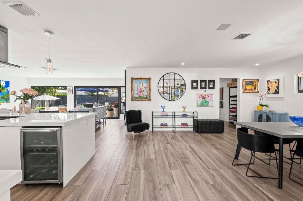 518 SW 28th Avenue, Boynton Beach, FL 33435 Photo