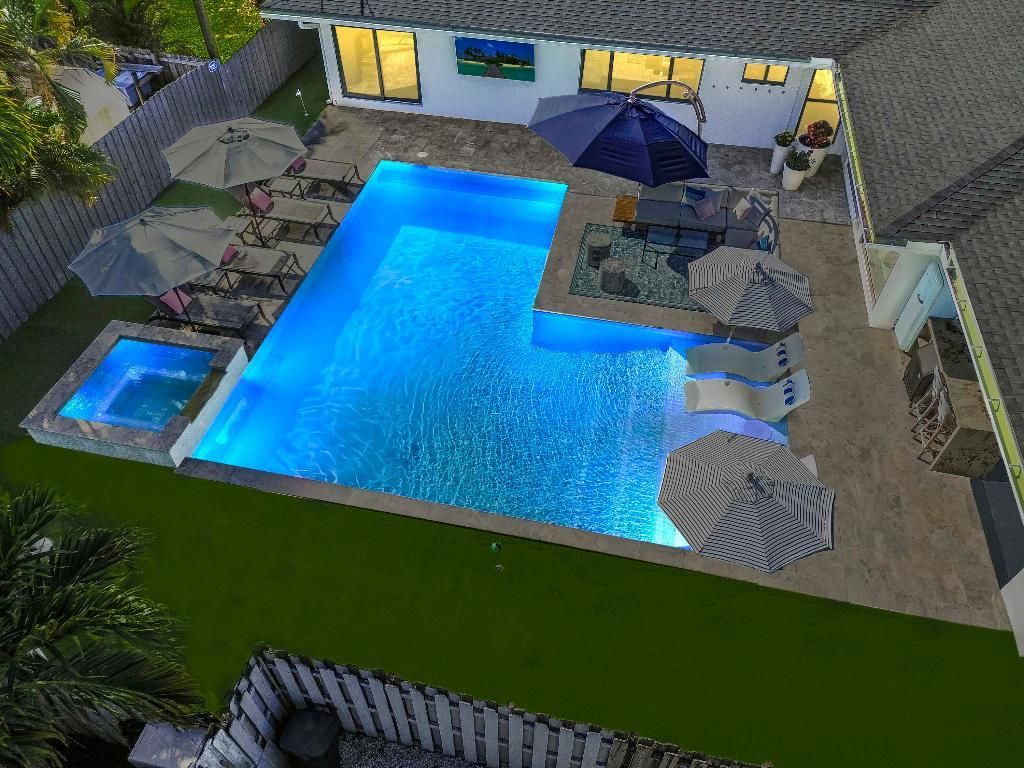 518 SW 28th Avenue, Boynton Beach, FL 33435 Photo