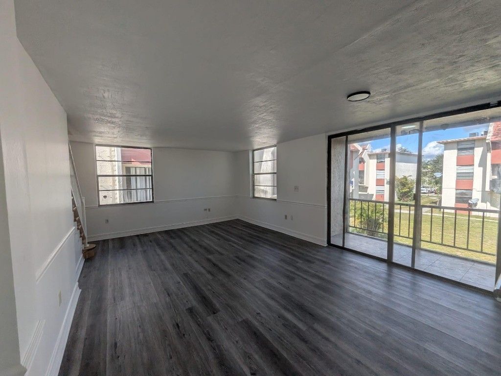 1754 NW 55th Avenue, Unit 204, Lauderhill, FL 33313 Photo