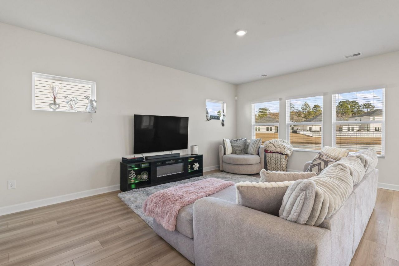 4752 Hopespring St. Photo 15