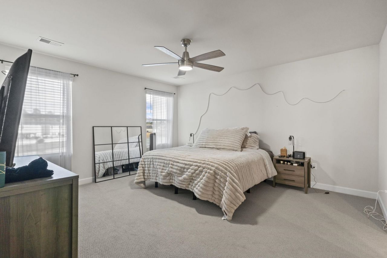 4752 Hopespring St. Photo 22