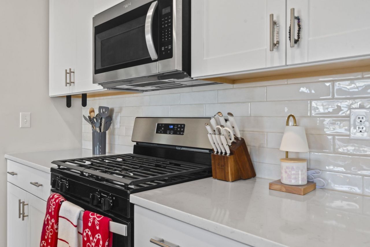 4752 Hopespring St. Photo 9