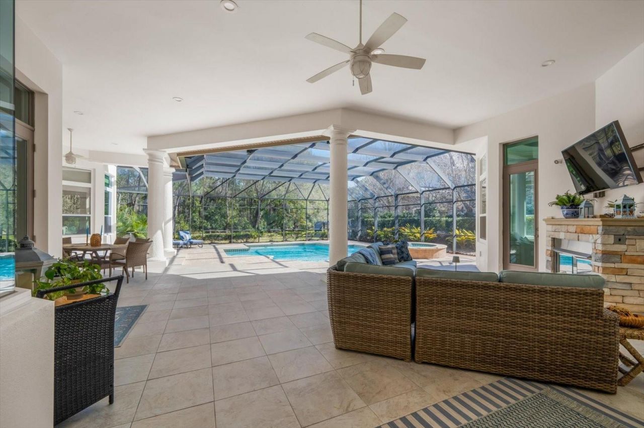 2661 Hawks Landing Boulevard, Palm Harbor, FL 34685 Photo