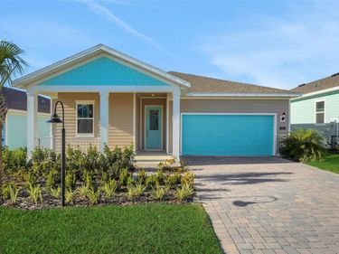 994 FIESTA KEY CIRCLE, LADY LAKE, FL 32159
