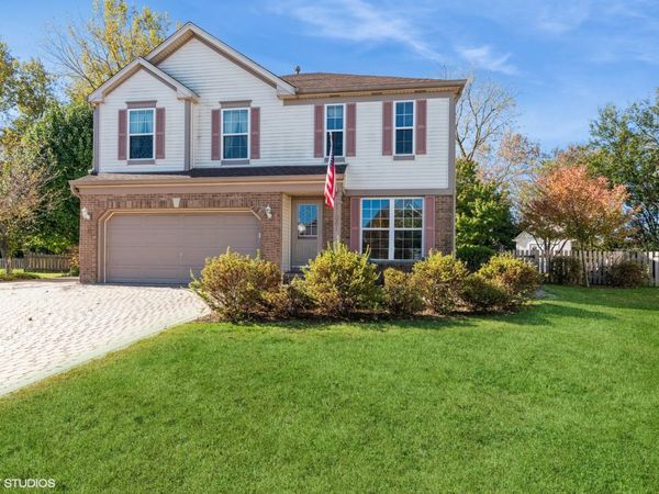 11061 Bayou Court, Huntley, IL 60142