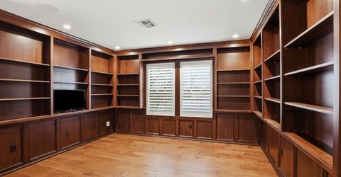 445 Sierra Ln, Sacramento, CA 95864 Photo