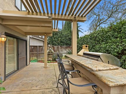 445 Sierra Ln, Sacramento, CA 95864 Photo