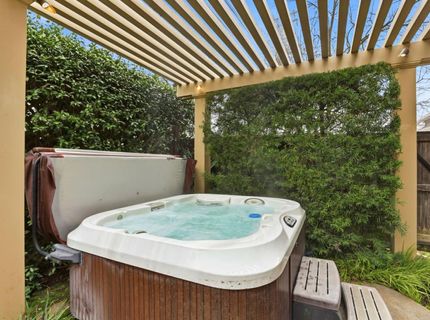 445 Sierra Ln, Sacramento, CA 95864 Photo