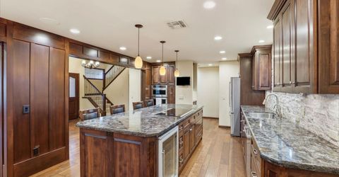 445 Sierra Ln, Sacramento, CA 95864 Photo