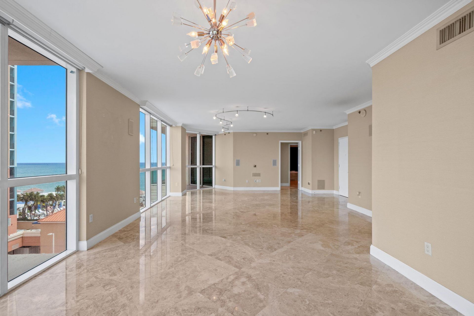 101 S Fort Lauderdale Beach Boulevard, Unit 1206, Fort Lauderdale, FL 33316 Photo