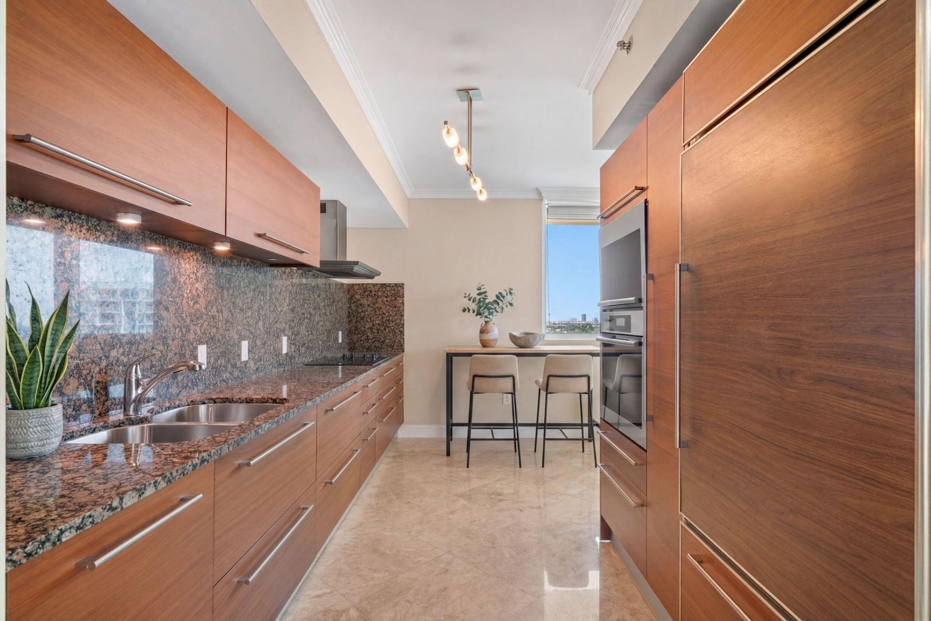 101 S Fort Lauderdale Beach Boulevard, Unit 1206, Fort Lauderdale, FL 33316 Photo