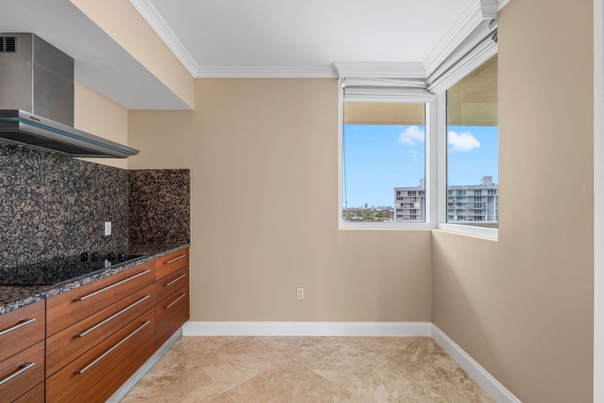 101 S Fort Lauderdale Beach Boulevard, Unit 1206, Fort Lauderdale, FL 33316 Photo