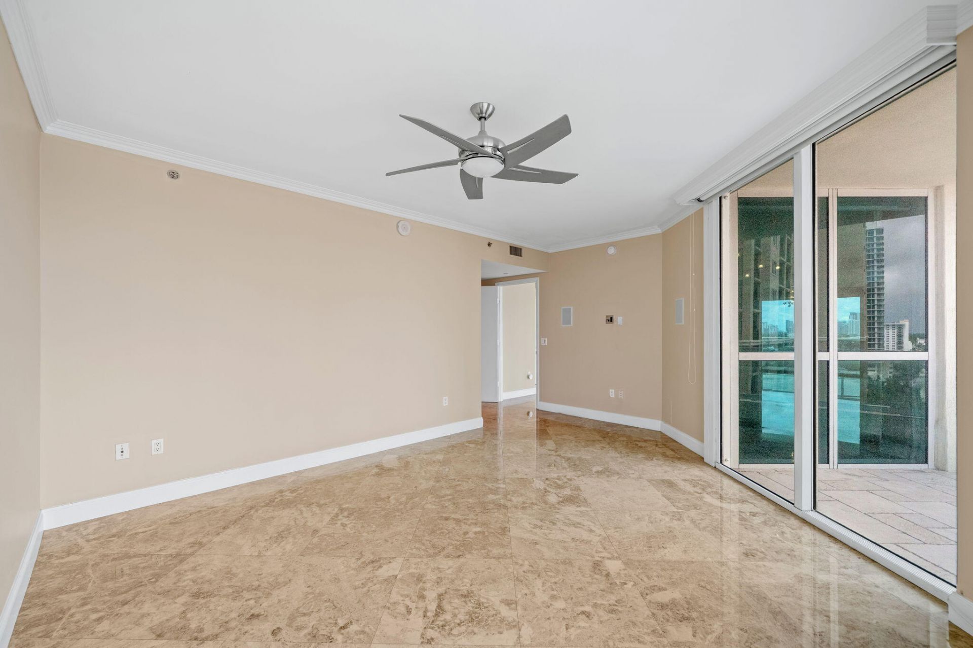 101 S Fort Lauderdale Beach Boulevard, Unit 1206, Fort Lauderdale, FL 33316 Photo