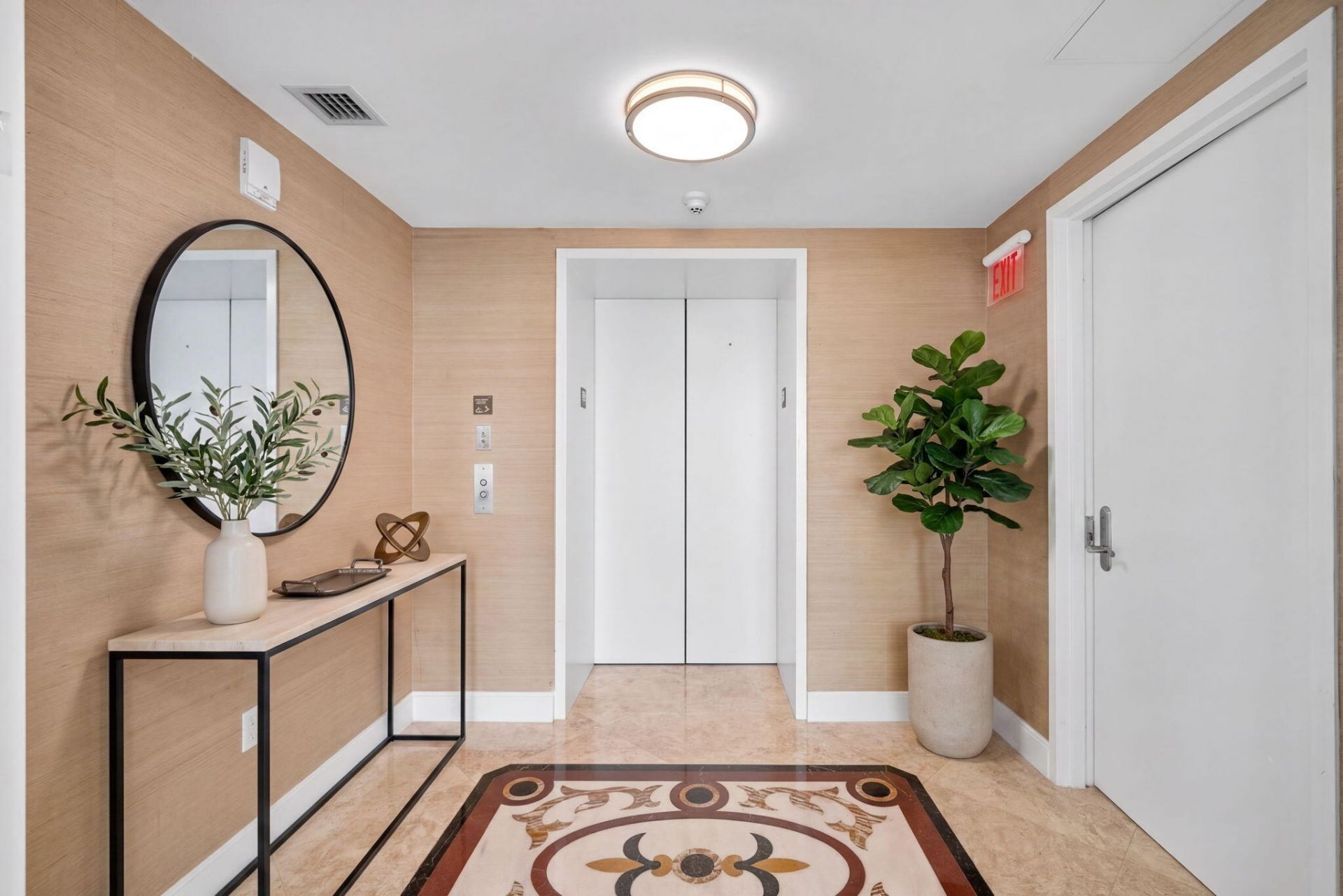 101 S Fort Lauderdale Beach Boulevard, Unit 1206, Fort Lauderdale, FL 33316 Photo