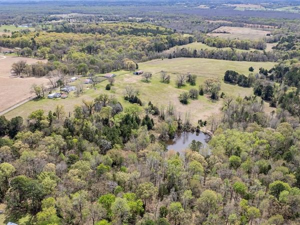 400 County Road 2775 , Mineola, TX 75773