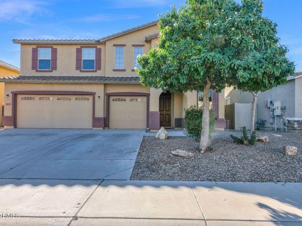 18033 W IVY Lane, Surprise, AZ 85388