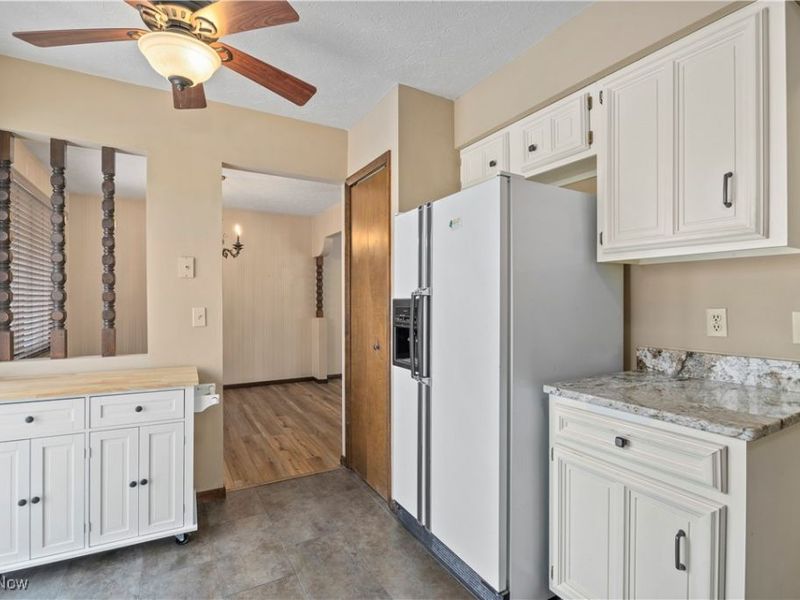 105 Northwood Hollow Court, Amherst, OH 44001 Photo 16