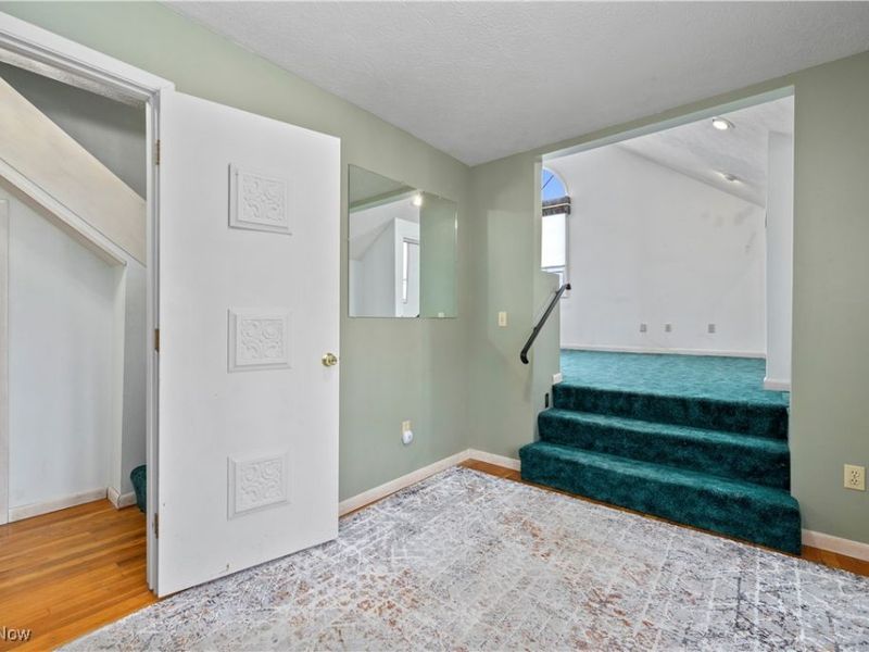 105 Northwood Hollow Court, Amherst, OH 44001 Photo 20