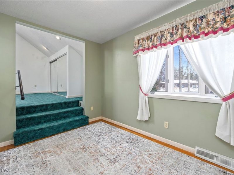 105 Northwood Hollow Court, Amherst, OH 44001 Photo 21