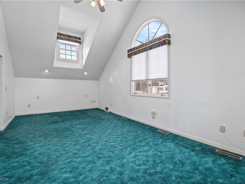 105 Northwood Hollow Court, Amherst, OH 44001 Photo 25