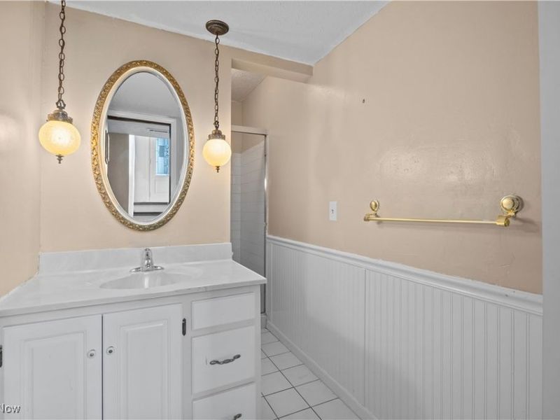 105 Northwood Hollow Court, Amherst, OH 44001 Photo 33