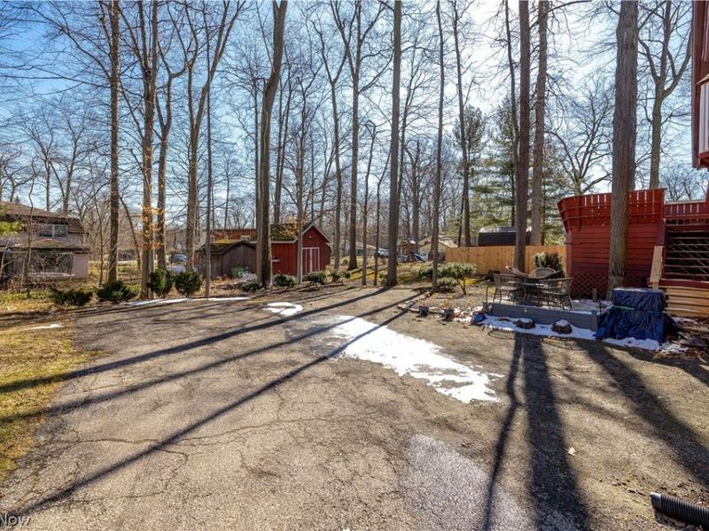 105 Northwood Hollow Court, Amherst, OH 44001 Photo 41