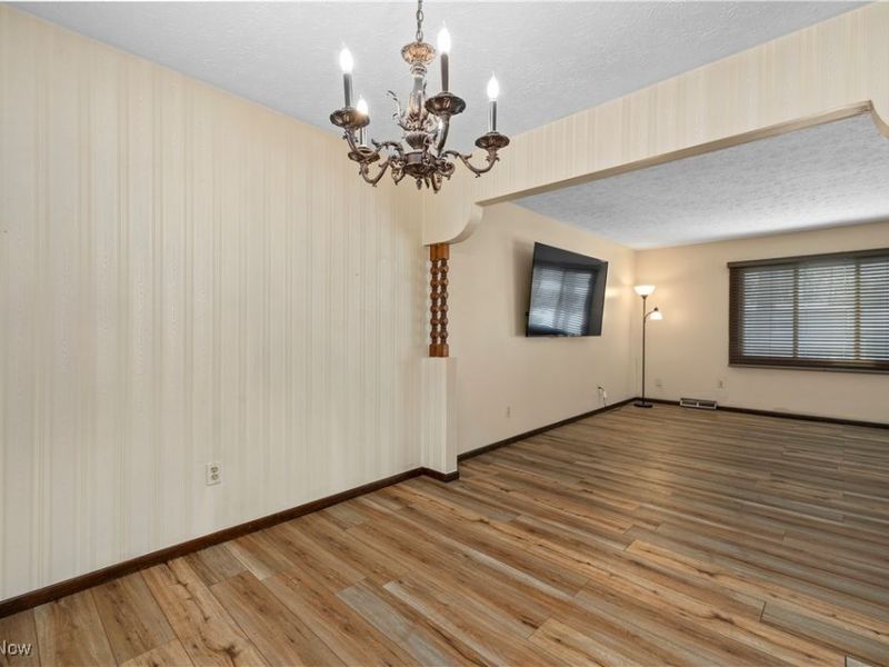 105 Northwood Hollow Court, Amherst, OH 44001 Photo 9