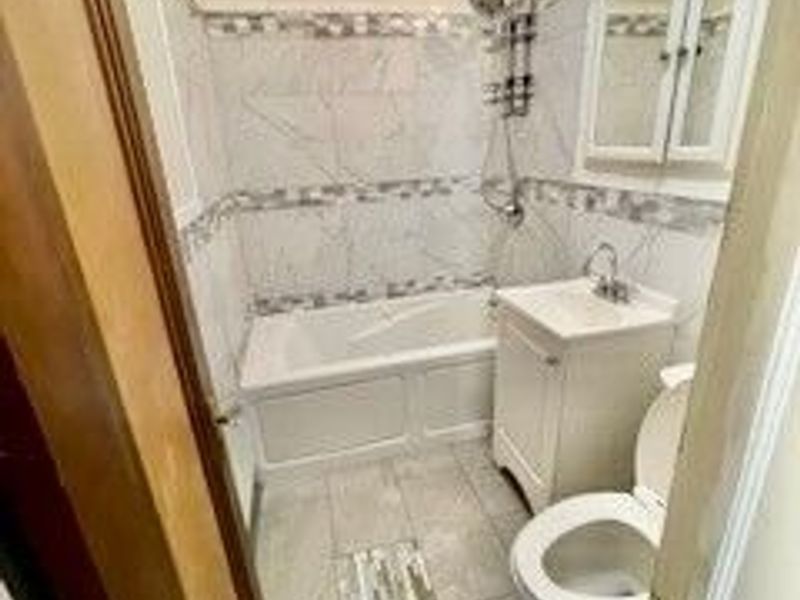 19031 Locherie Avenue, Euclid, OH 44119 Photo 7