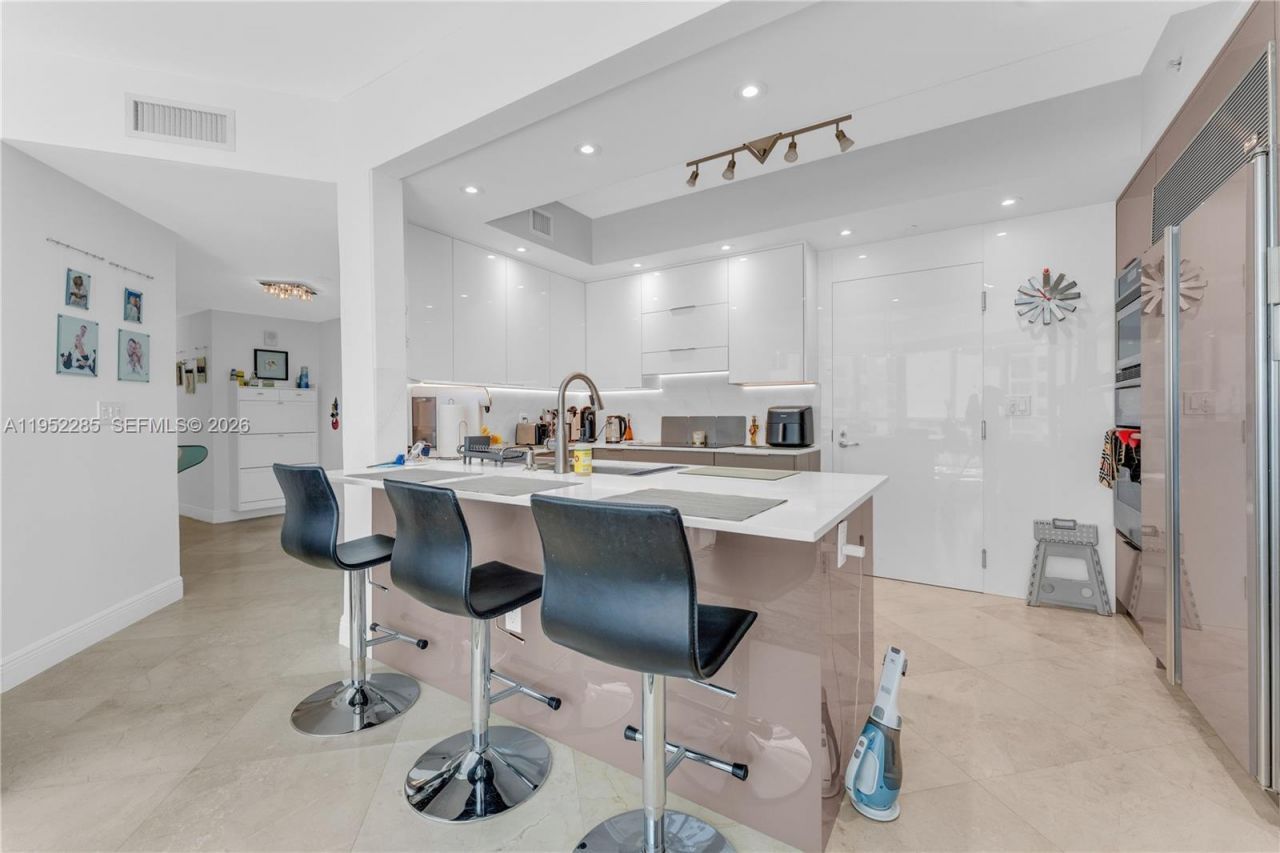 3101 S Ocean Dr , Unit 606, Hollywood, FL 33019 Photo