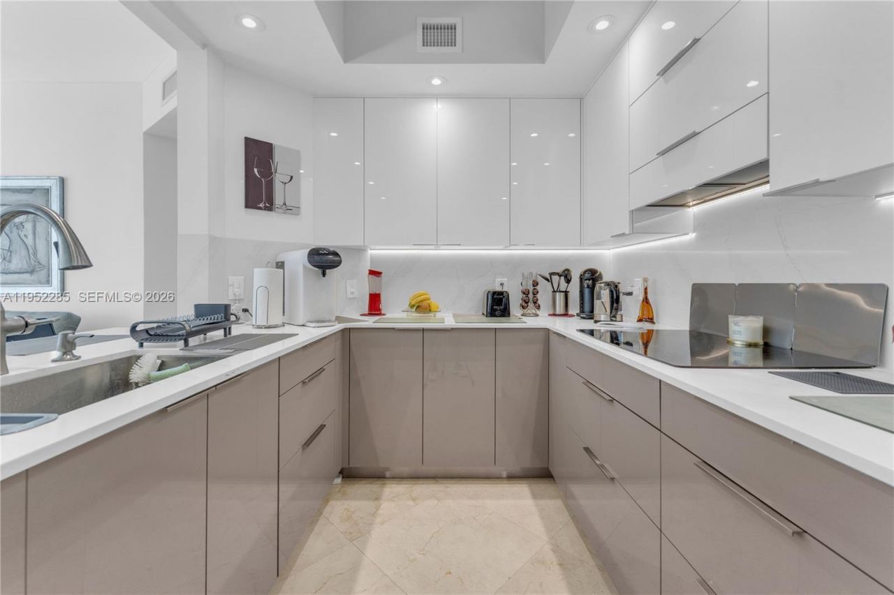 3101 S Ocean Dr , Unit 606, Hollywood, FL 33019 Photo