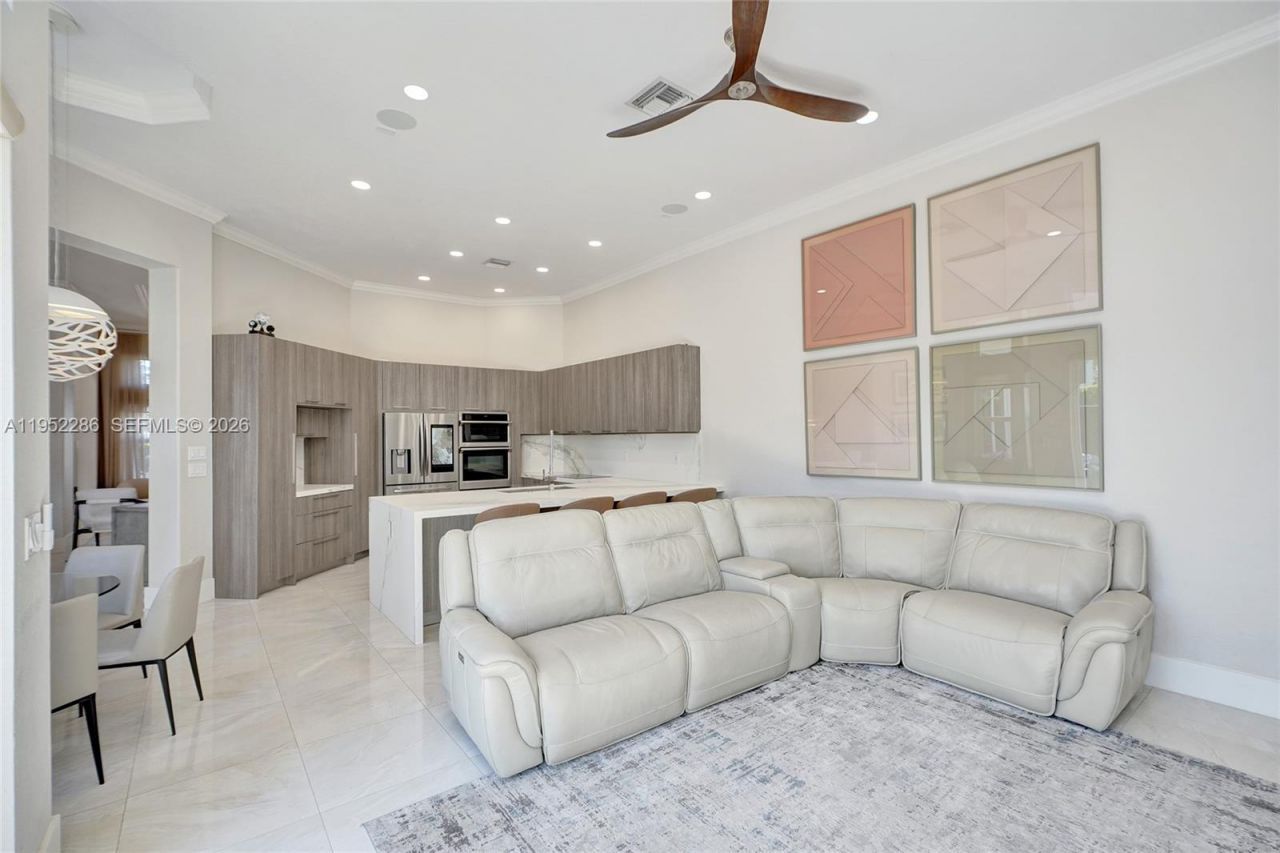 3311 SW 194th Ter, Miramar, FL 33029 Photo