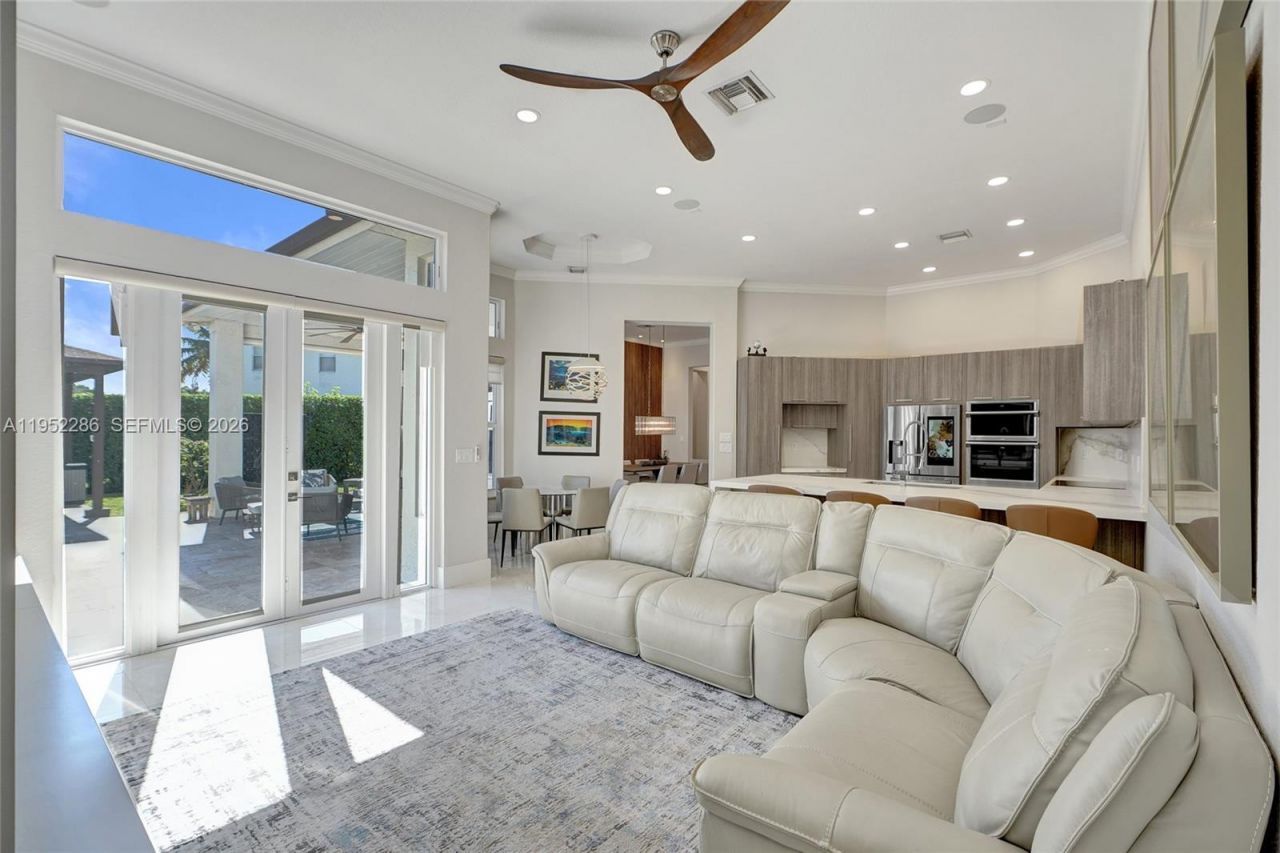 3311 SW 194th Ter, Miramar, FL 33029 Photo