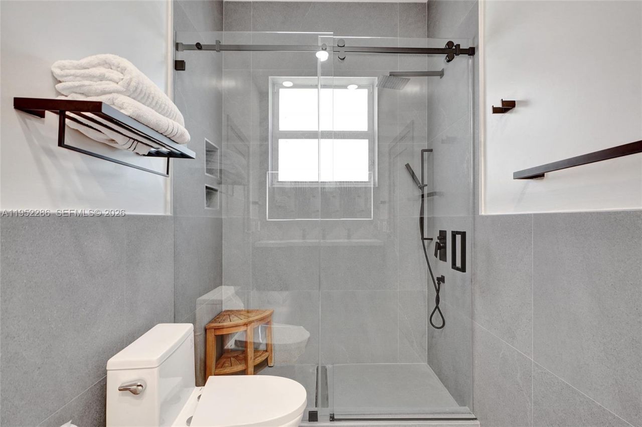 3311 SW 194th Ter, Miramar, FL 33029 Photo