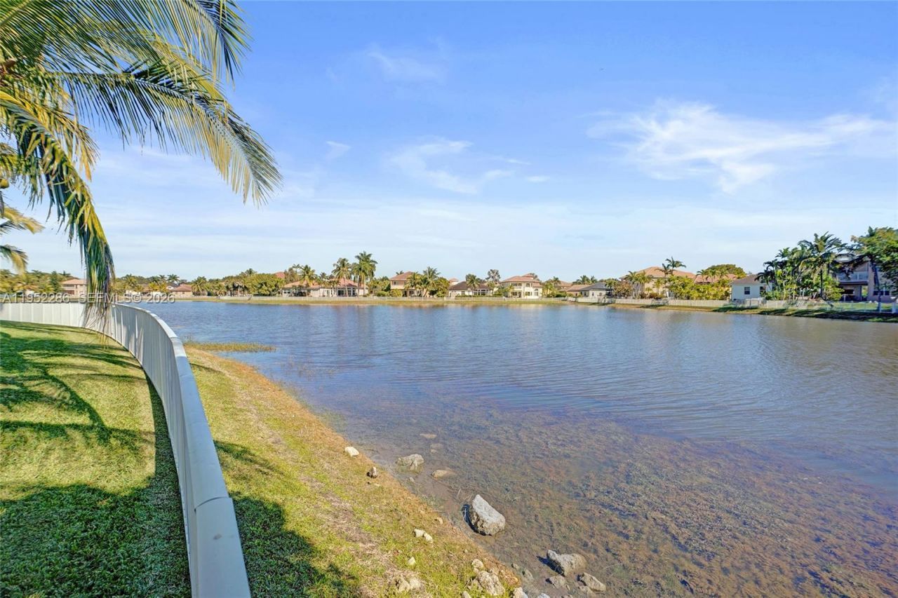 3311 SW 194th Ter, Miramar, FL 33029 Photo