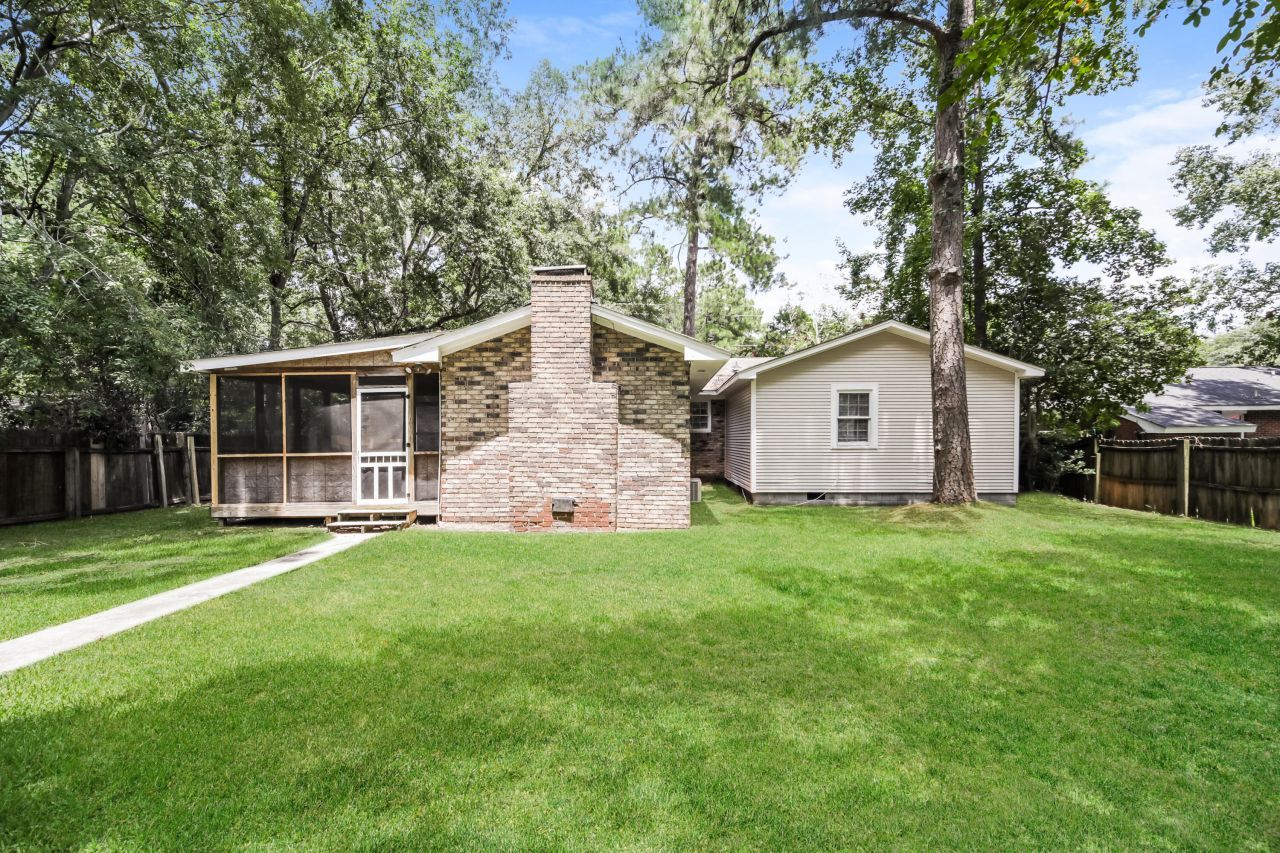 510 Golf Road Photo 10