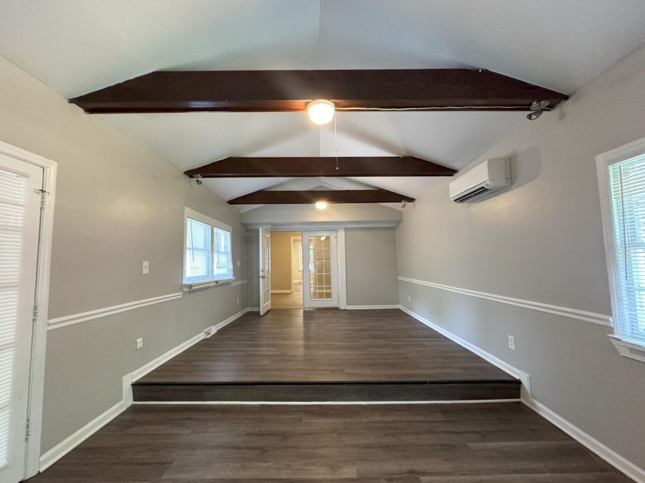 510 Golf Road Photo 12