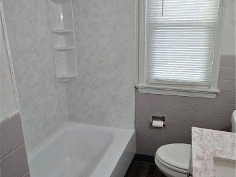 5619 Snow Road, Cleveland, OH 44129 Photo 13